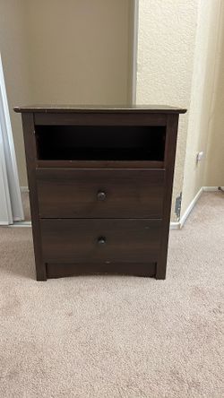 Dressing table - Free