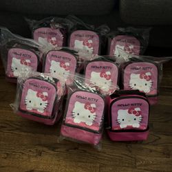 New!!!! Hello Kitty Thermo Brand Lunch Bags