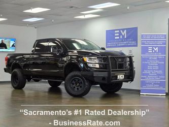 2016 Nissan TITAN XD Crew Cab