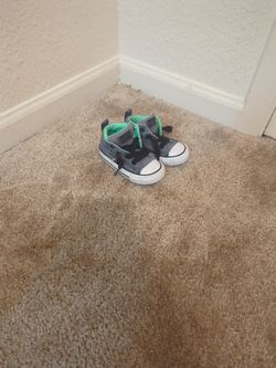 Converse Toddlers Size 5