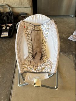 Fisher-Price Electric Baby Rocker