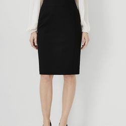 Ann Taylor Petite Black Classic Pencil Skirt 