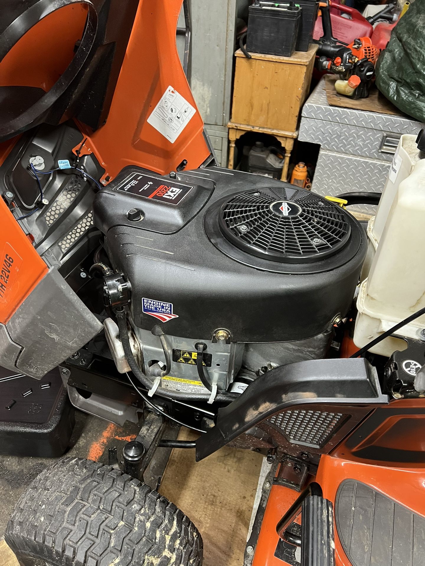 2022 Husqvarna YTH22V46 Riding Mower for Sale in New Albany, IN - OfferUp