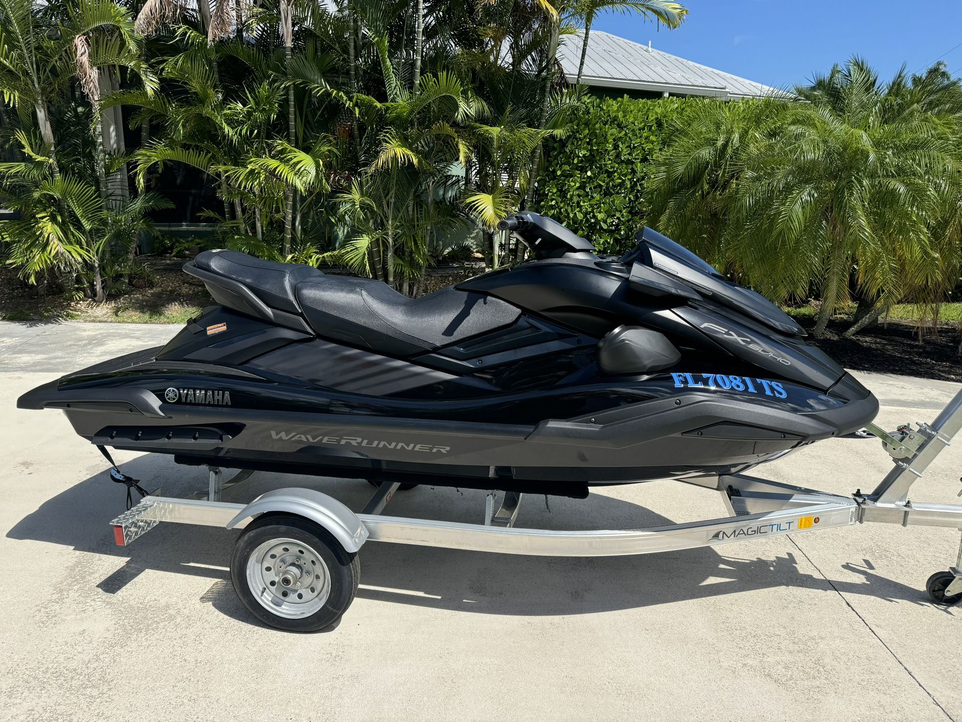 JETSKI YAMAHA  BLACK FX SVHO W/AUDIO 4.6 Hours