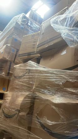 60 Heated Padded Camping Chairs with Footrests – Full Pallet $1,000