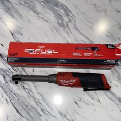 Milwaukee M12 Fuel 3/8” Extended Reach High Speed Ratchet