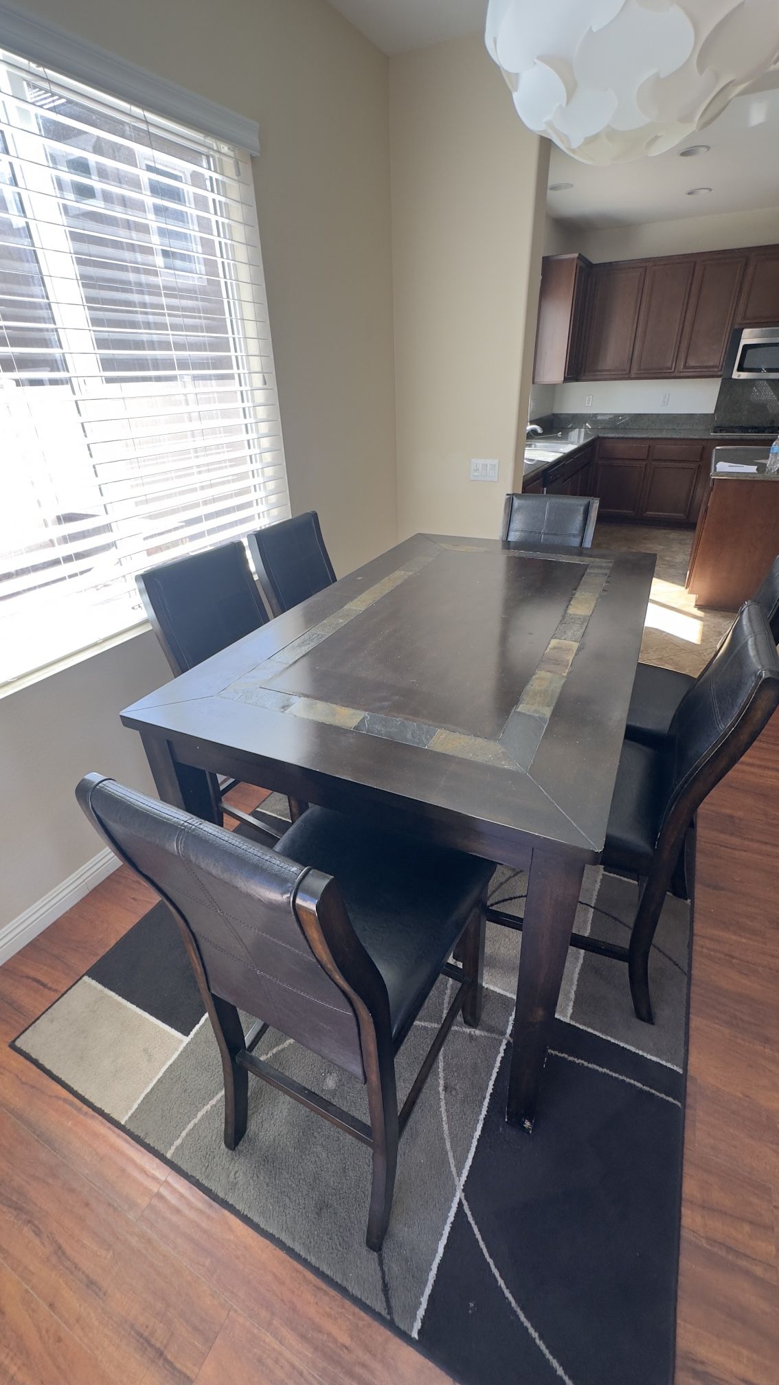 High bar Dinner Room Table and chair