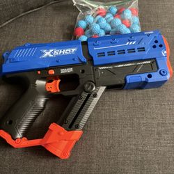 Toy$8. good condition pick up east Palmdale 