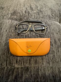 Ray-Ban Meta Gen 1 Charging Case