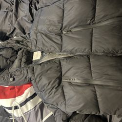 Men's Montcla Short Down Jacket