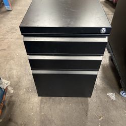 Pedestal- 3 Drawers 