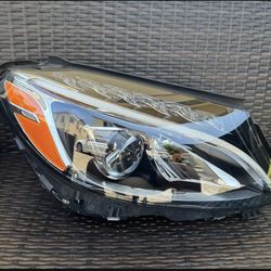 2015 2016 2017 Mercedes-Benz C300 C400 W205 Right Passenger Side LED Headlight OEM Shell
