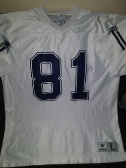 Dallas Cowboys jersey size large in adult male ( T. Owens)