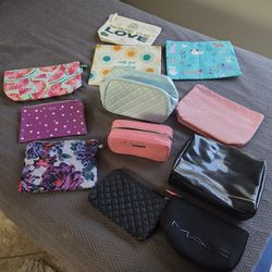Cosmetic Bags... $5 Each..$20 For ALL...Various Sizes... All Like New...12 Each