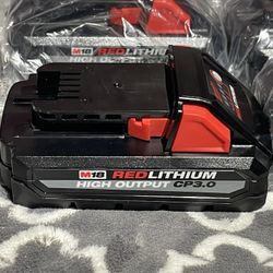 MILWAUKEE 4 BRAND NEW XC 3.0AH BATTERIES 