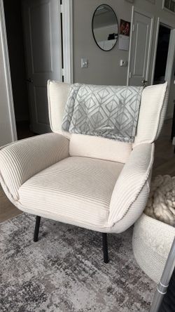 2 corduroy chair ￼