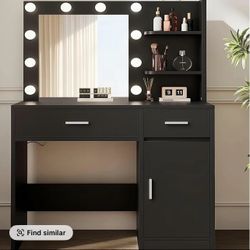 BEAND NEW Makeup Vanity With LED Lights Mirror Bedroom Furniture  