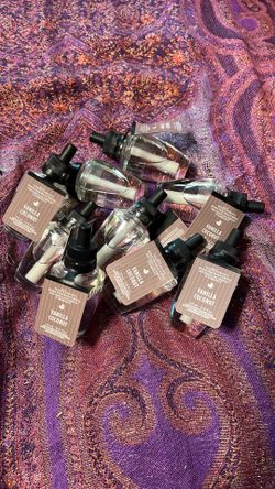 Bath and Body VANILLA COCONUT wallflower refills
