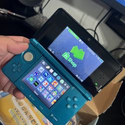 Loaded Aqua Blue Nintendo 3DS W/ Hshop