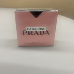 Prada Perfume 