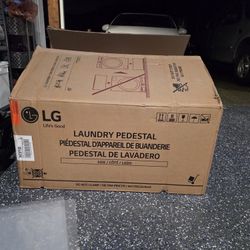 LG 29 in. Laundry Pedestal with Storage Drawer for Washers and Dryers in Black Steel