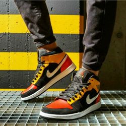 Men Air Jordan 1 Mid Size 10.5