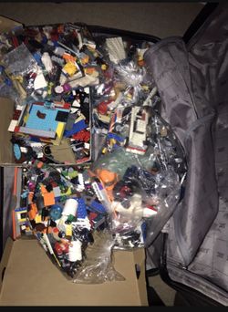 Lego Pieces,  9.3kg/ 20.5 lb total 