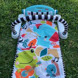 Fisher Price Kick & Play Baby Piano Tummy Time Activity Play Mat Musical Learning