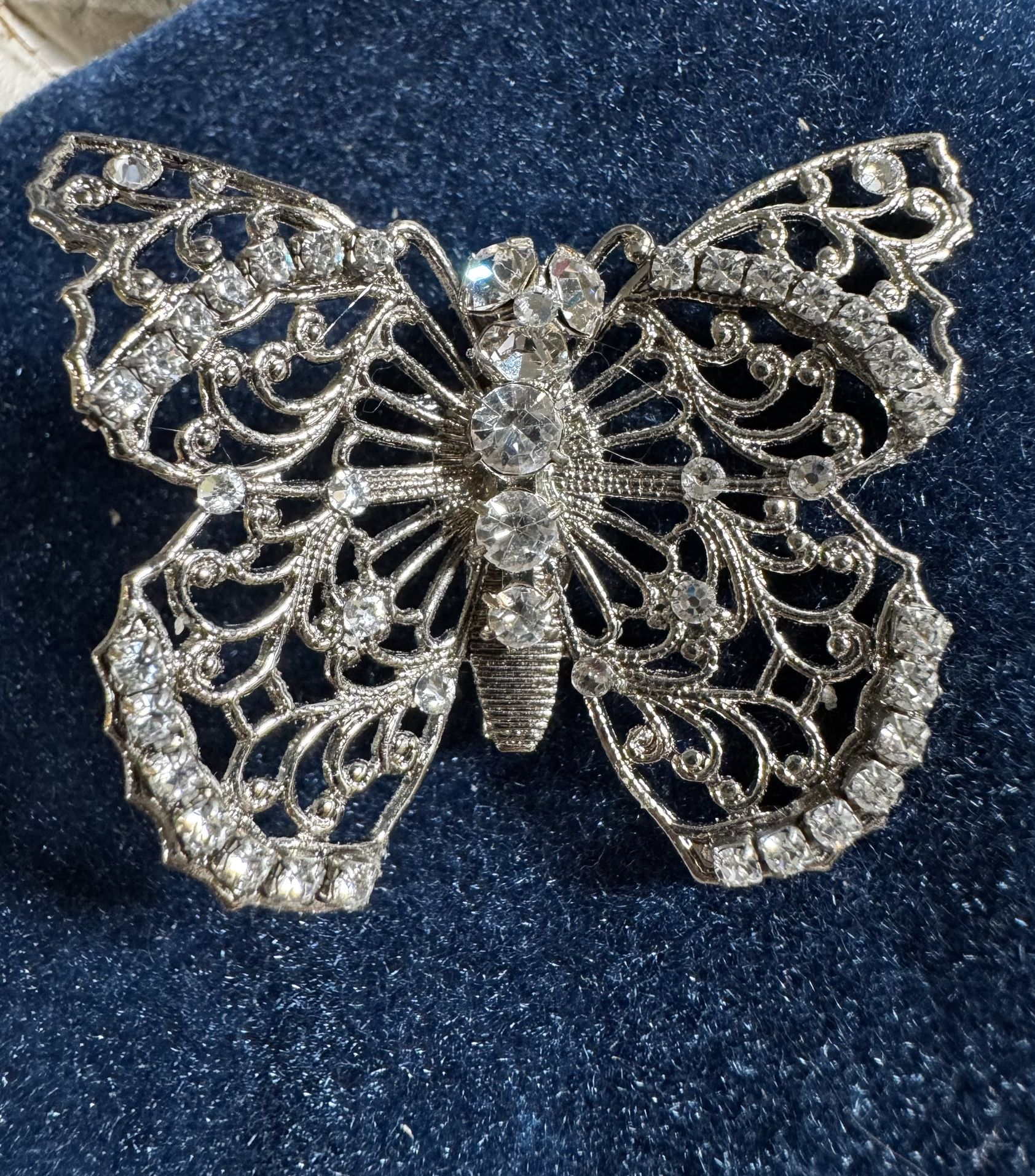 Stunning Maria Elena Bridal Butterfly Brooch Pin With 35 Crystals!