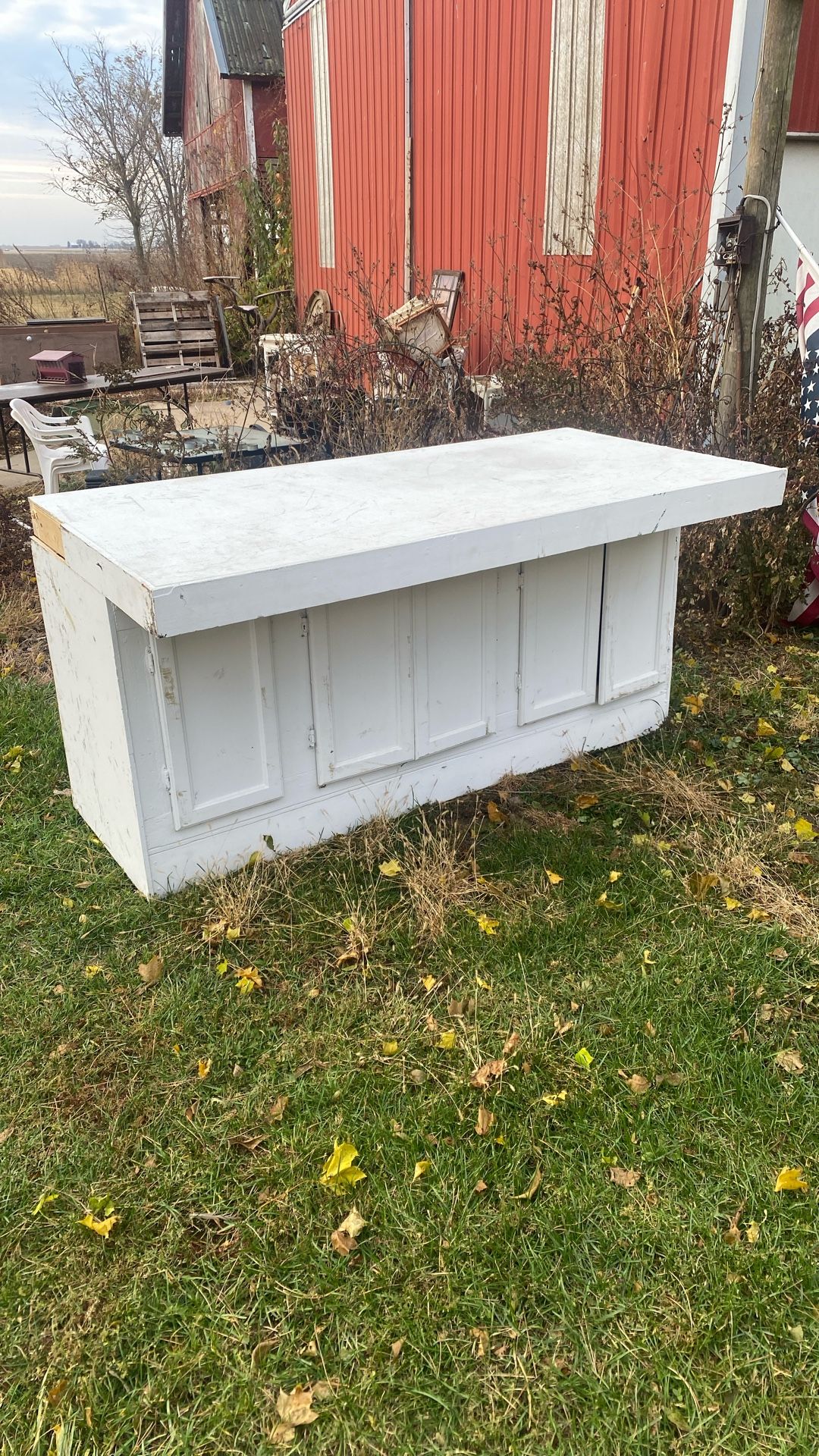 Garage cabinet workbench