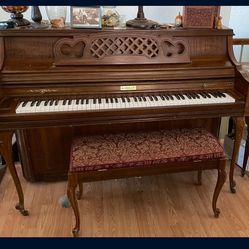 Kimball artist console