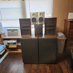 Stereo Speakers 