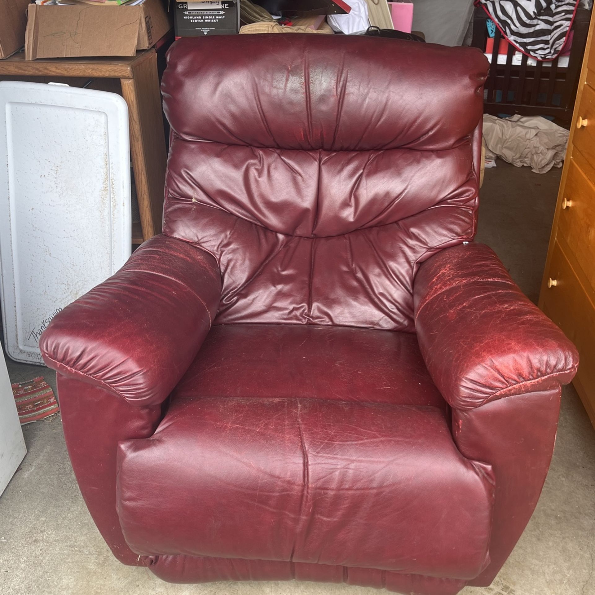 Recliner for Sale in Elma, WA OfferUp