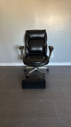 Office Chair (Serta)