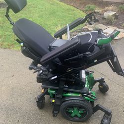 Power Wheel Chair With Tilt