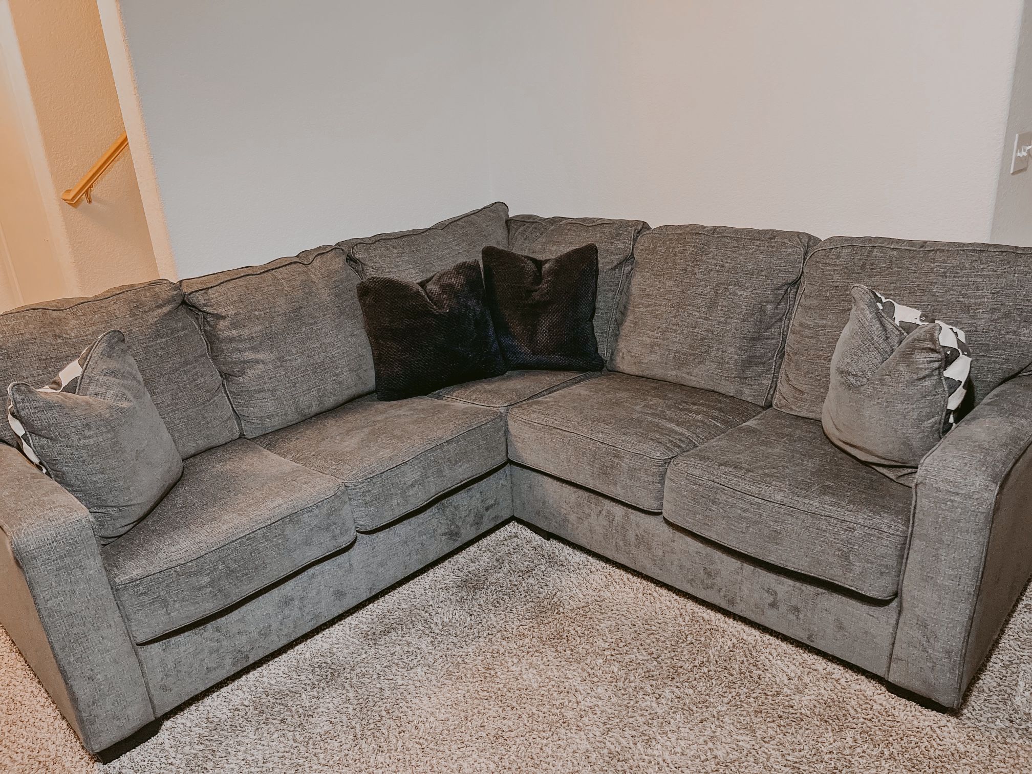 2 Piece Gray Sectional