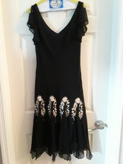 Sleeveless Black Dress