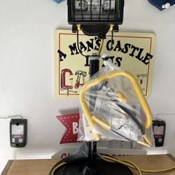 WORK LIGHT INDOOR OUTDOOR FREE STANDING 