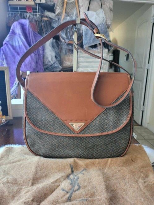 Authentic Vintage YSL YvesSaintLaurent Sling/Crossbody- USED(PRE-LOVED)