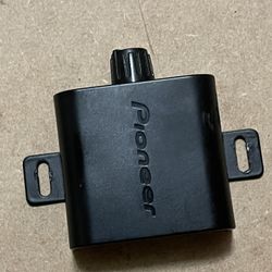 Pioneer bass level knob GMDX975. Its a 6 pin