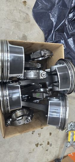 Hellcat Piston And Rods