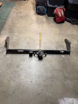 08 sienna tow hitch