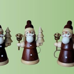 Santa with fruit basket ( ornament )