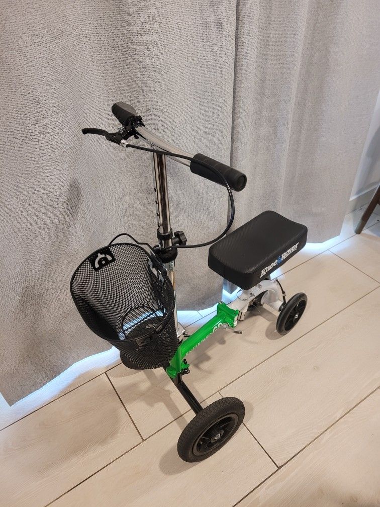 Knee Rover