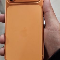 Apple iPhone 17 Pro Max 256gb AT&T Or Cricket 10/10 Condition Orange 