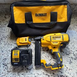 Dewalt 18G Stapler 