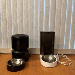 Cat supplies - Water Fountain, Two Automatic Feeders, Large Stainless Steel Litterbox 