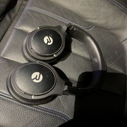 Raycon  Headphones Wireless Bluetooth 