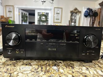 Pioneer Elite VSX-LX304 9.2 Channel 4K AV Receiver – Remote Included
