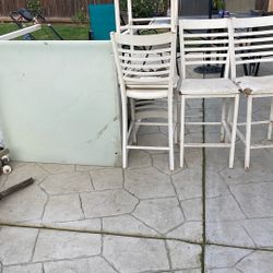 White Glass Table And Chairs Free